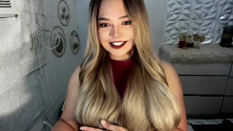 Snapshot of gorgeousamandarose chatting on October 23, 2:57 am Amanda rose online show from October 23, 2:57 am