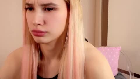 Destiny online show from November 16, 5:15 pm