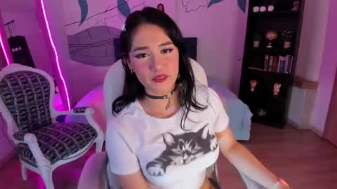 Alice online show from February 3, 8:13 pm