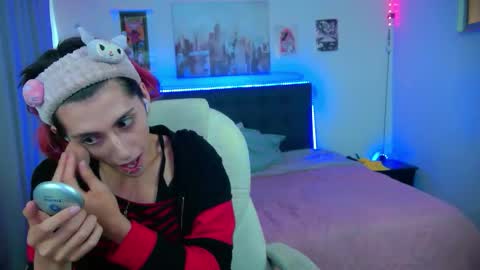 goth_minerva online show from March 3, 1:40 pm