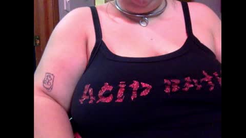 Snapshot of gothicc_goddess chatting on October 20, 12:26 am Goddess Jane online show from October 20, 12:26 am