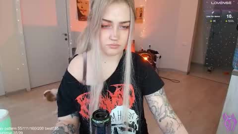 traumfrau Kira angel face devil eyes I SELL A LOT VIDEO IN GALLERY online show from January 19, 12:04 pm