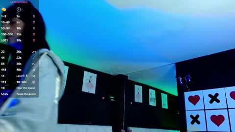 Meredith Alessandra online show from January 7, 4:28 am