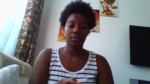 Snapshot of graceessy chatting on October 16, 12:16 pm graceessy online show from October 16, 12:16 pm