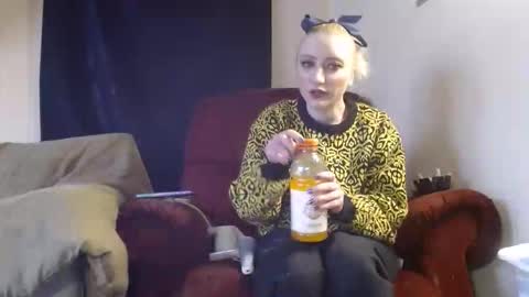 gracielynne1989 online show from March 13, 8:45 pm