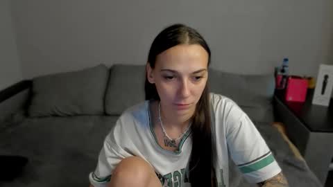 Anna online show from March 7, 9:09 am