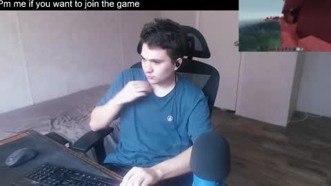 greendynomite_04 online show from April 13, 5:17 pm