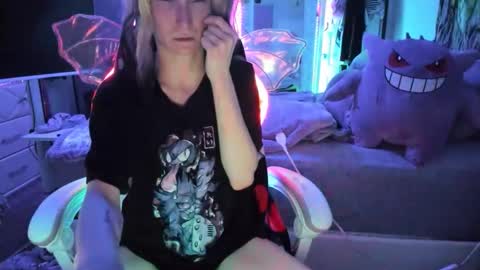 GreenEyedLovexo online show from January 13, 7:27 am