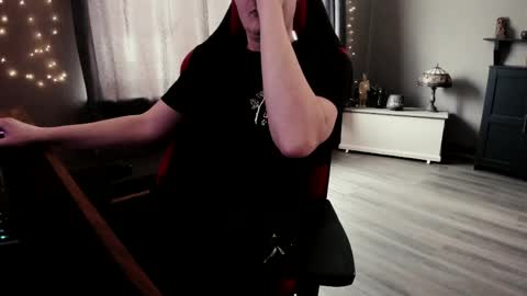 Gregg online show from April 19, 1:01 pm