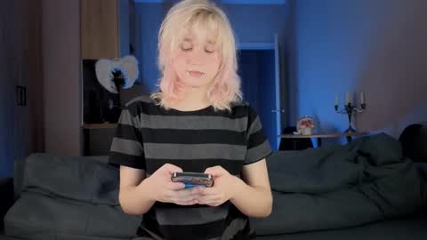 Greg-independent model online show from March 14, 9:08 pm