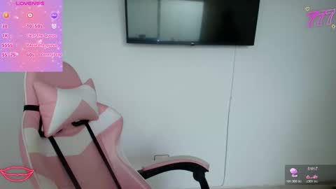 greicy_rouse online show from March 4, 12:46 pm