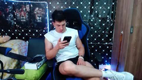 griego01 online show from October 3, 2:32 am