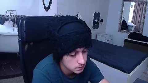 GriffinDane online show from February 20, 6:37 am