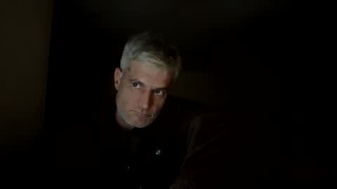 guardiannif_ online show from February 28, 11:34 pm