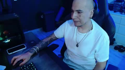 Guayaco  online show from February 13, 12:19 pm