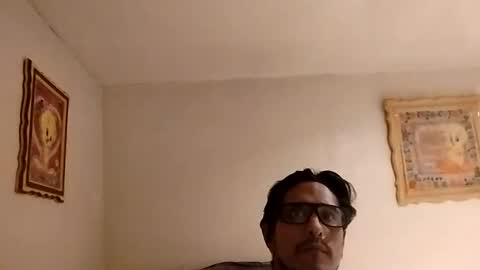 Snapshot of guerra938644 chatting on October 31, 9:10 am BulgeAddiction online show from October 31, 9:10 am