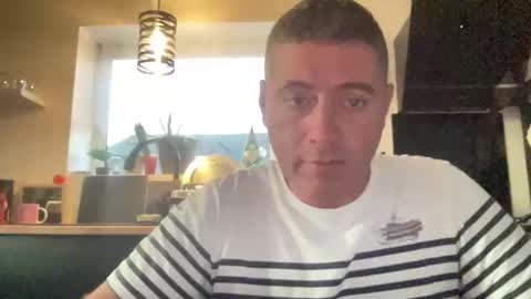 guil0 online show from October 1, 9:41 am