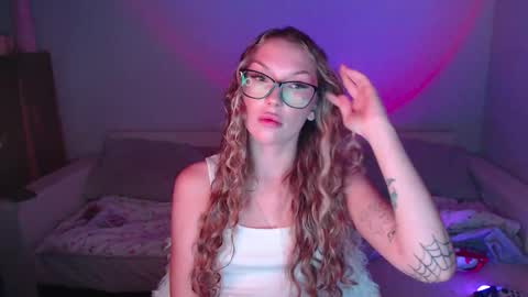 Marta online show from November 20, 8:06 pm