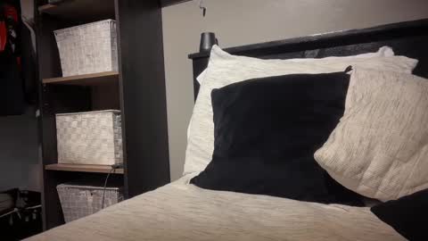 gumbywanna online show from March 2, 3:02 am