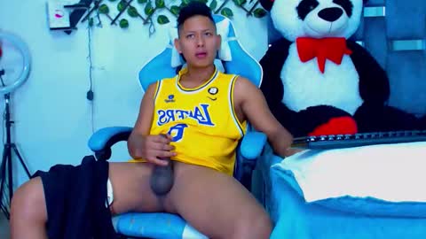 Hakim online show from March 15, 1:58 pm