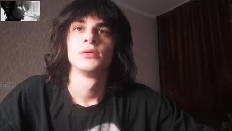Snapshot of gushill_ chatting on October 26, 12:00 am gushill_ online show from October 26, 12:00 am