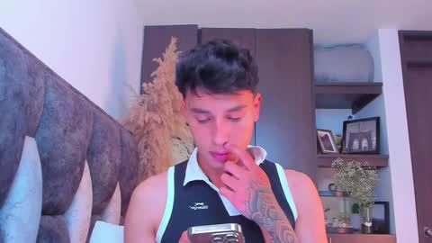 Gabriel online show from December 13, 8:25 pm