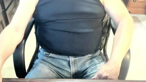 Guy online show from May 26, 11:49 am