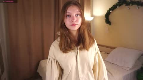 Molly online show from December 22, 6:31 am