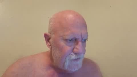 Snapshot of gylthrwolf69 chatting on October 26, 2:23 am Gylthrwolf69 online show from October 26, 2:23 am