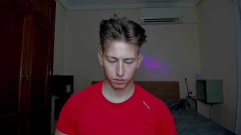 Oliver online show from March 5, 8:42 pm