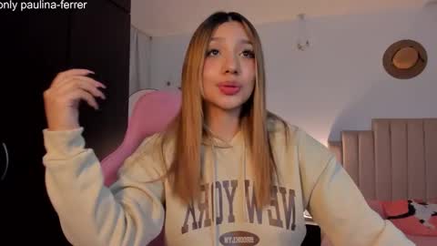 Paulina  online show from November 15, 5:20 am