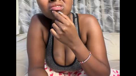 h_o_t_goddess online show from October 24, 7:36 pm