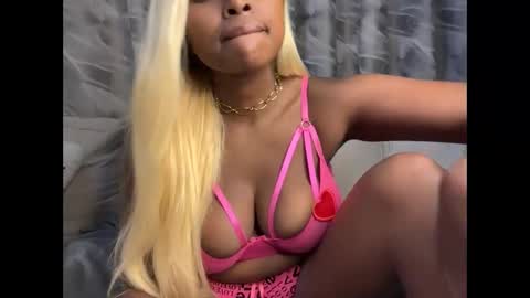 h_o_t_goddess online show from October 19, 10:25 pm