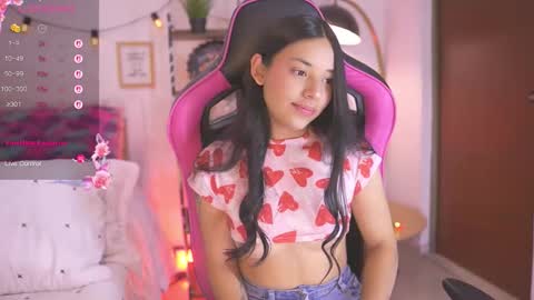 Hade online show from September 22, 6:23 pm