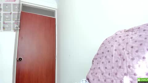 Hae-In online show from February 23, 8:33 pm