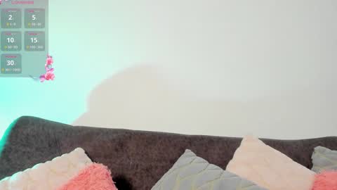 Snapshot of haileebeer_ chatting on December 17, 5:26 pm Hailee online show from December 17, 5:26 pm