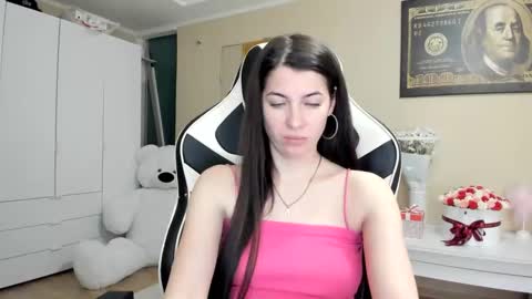 Sk     pe     Anya388109 online show from December 25, 9:43 pm