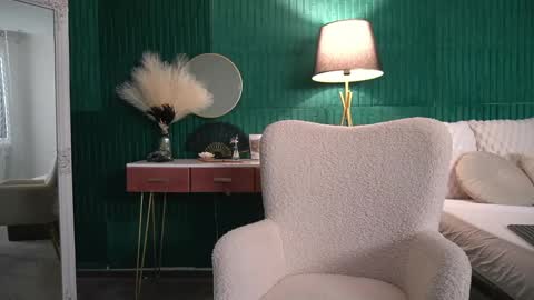 Hailey online show from May 4, 3:46 am