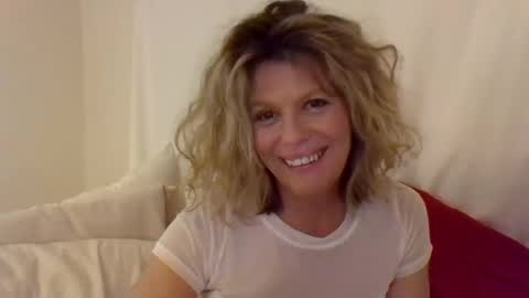 Hailey online show from February 24, 3:55 am