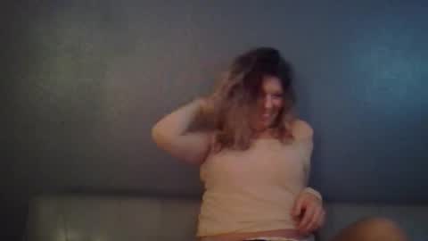 Hailey online show from December 13, 10:05 pm