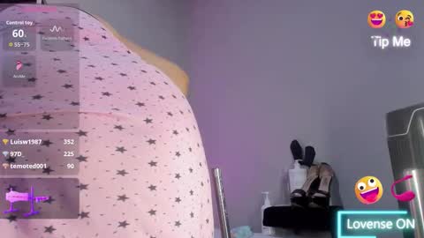 haileystonei online show from March 15, 11:02 am