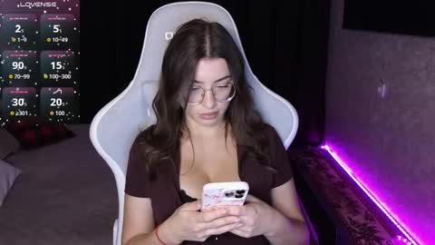 HailyHeavenly online show from November 26, 2:03 pm