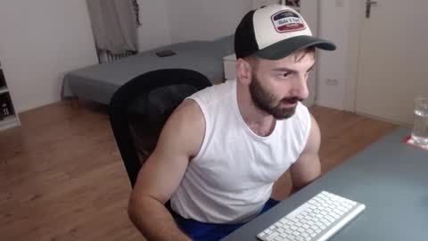 hairy_superman online show from October 14, 9:07 pm