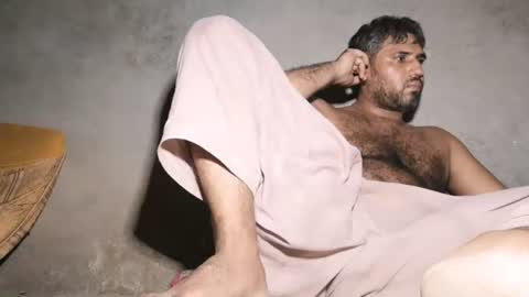 hairybouy264541 online show from July 16, 8:01 pm