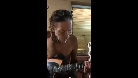 hairybusheatmycreams online show from April 20, 6:49 am