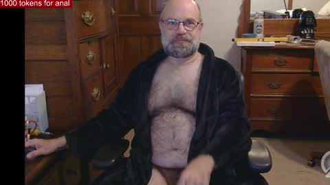 HairyDaddyBear69 online show from March 12, 11:36 am