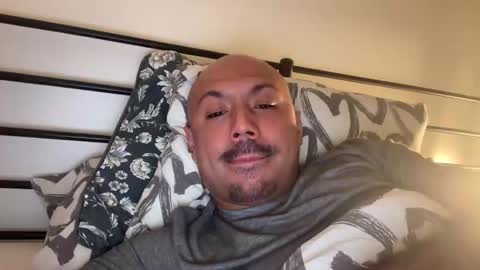 hairyman30000 online show from February 10, 11:41 pm