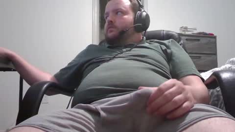 hairymikey online show from April 12, 4:27 am