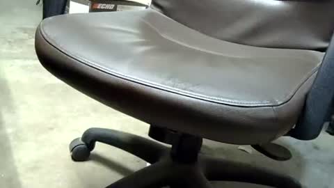 hairysmallfat online show from February 26, 4:05 pm