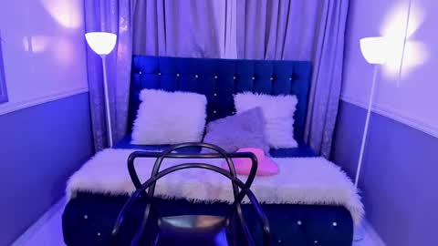 Halls Red online show from January 25, 12:06 am